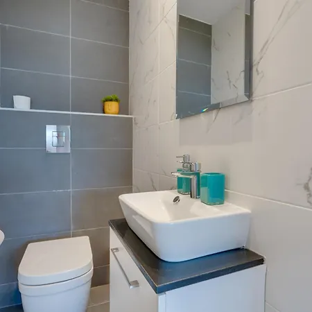 Mackenzie Salt Panorama & Meerblick - 2br Apartament Larnaca