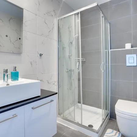 Mackenzie Salt Panorama & Meerblick - 2br * Larnaca