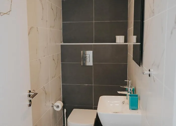 Mackenzie Salt Panorama & Meerblick - 2br * Larnaca