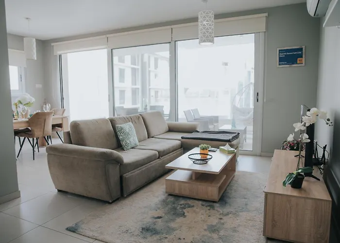 Mackenzie Salt Panorama & Meerblick - 2br Larnaca